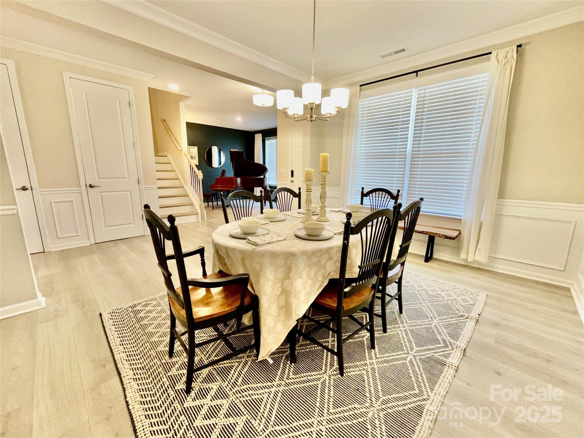 278 West Waterlynn Road Mooresville, NC 28117 - Photo 12 of 46 a dining room with furniture and window