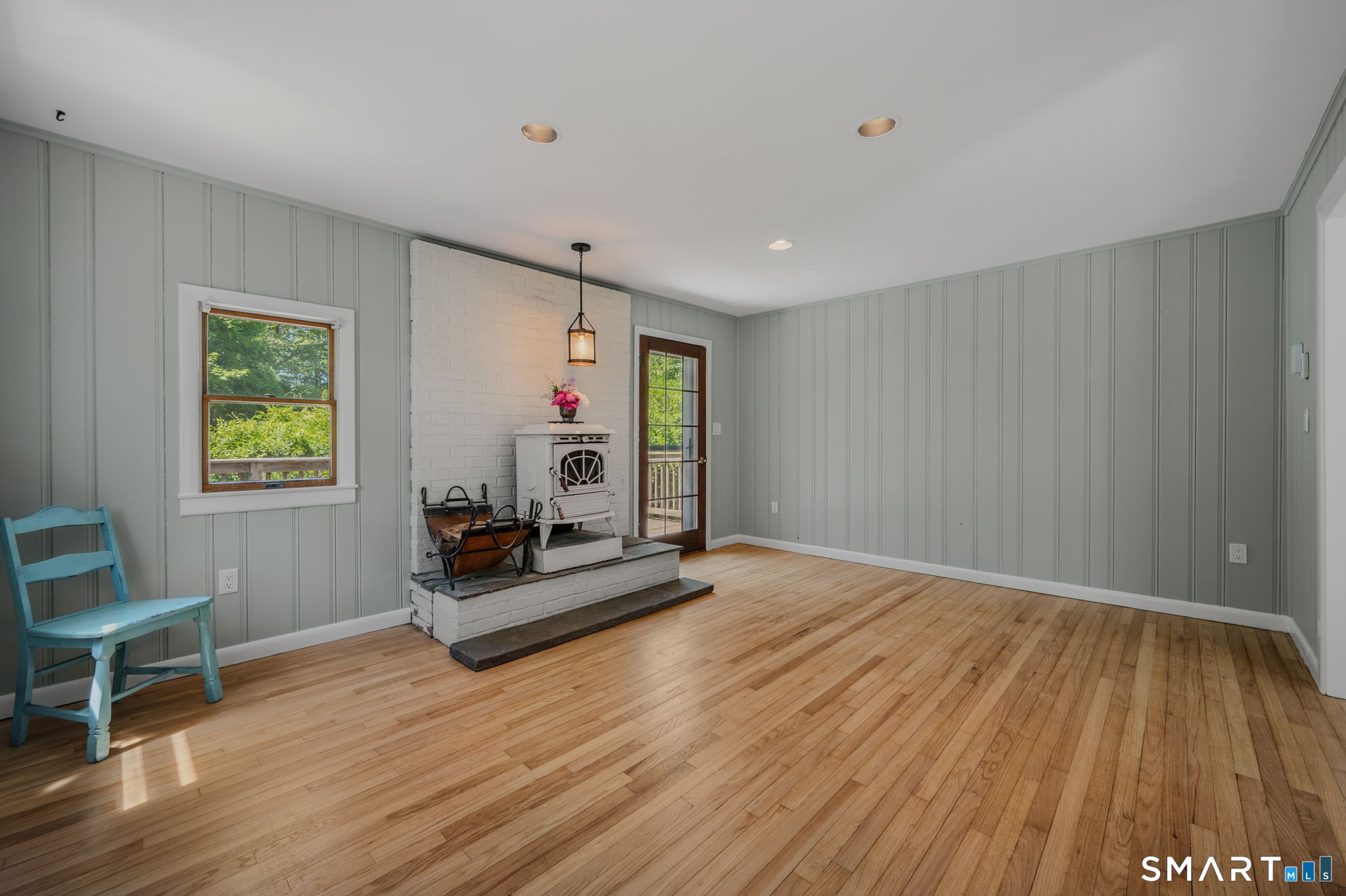 42 Shawandassee Road Waterford, CT 06385 - Photo 7 of 32