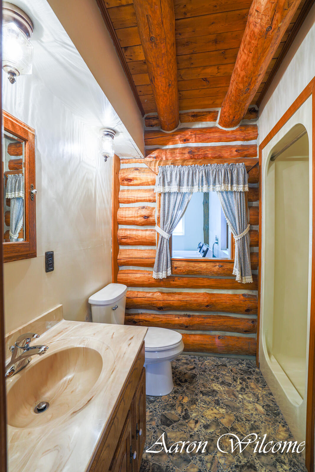 271 Chatterson Road Muskegon, MI 49442 - Photo 8 of 26 271 Chatterson-15