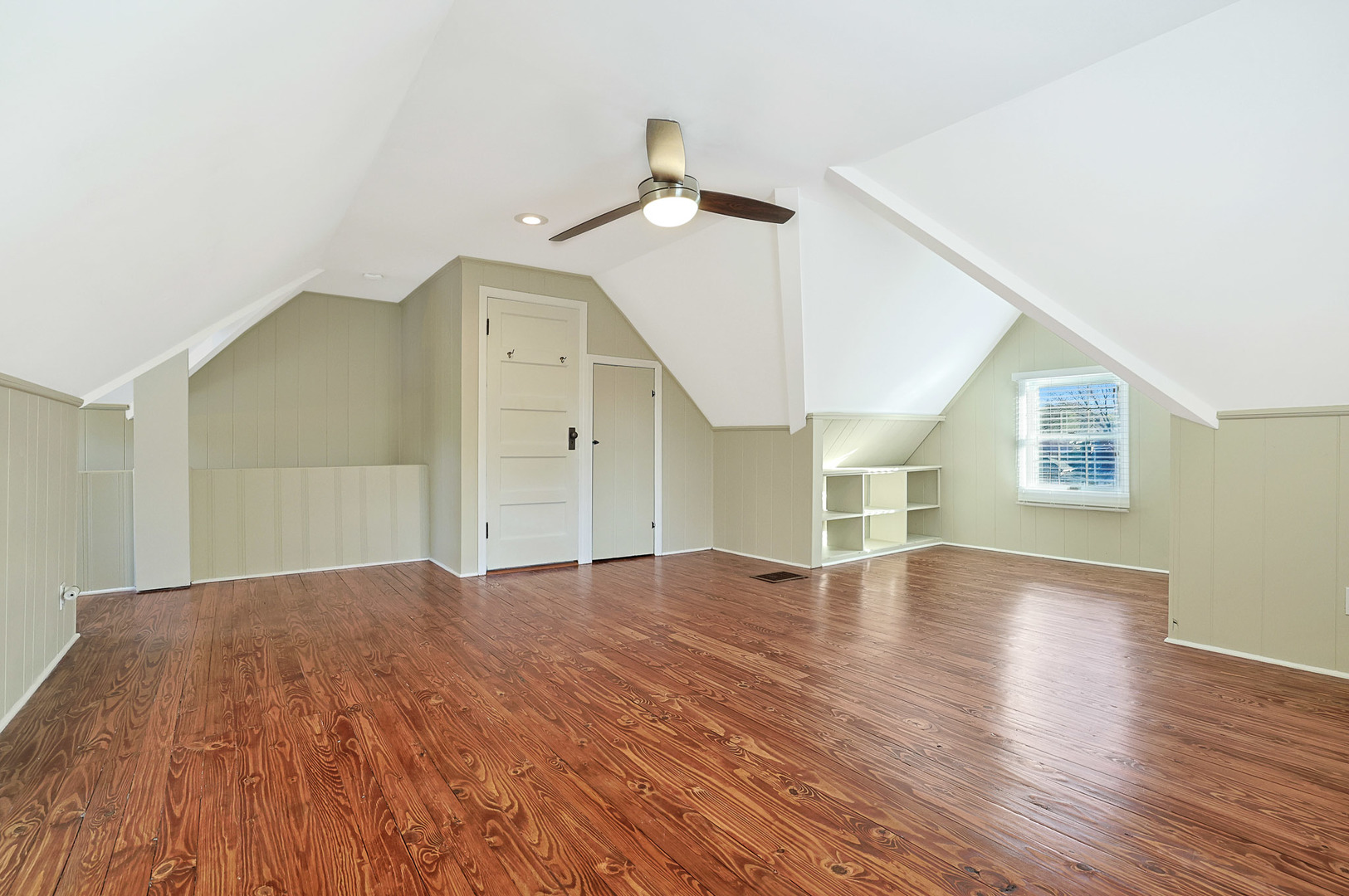 120 South Rohlwing Road Palatine, IL 60074 - Photo 25 of 49 a view of empty room with wooden floor