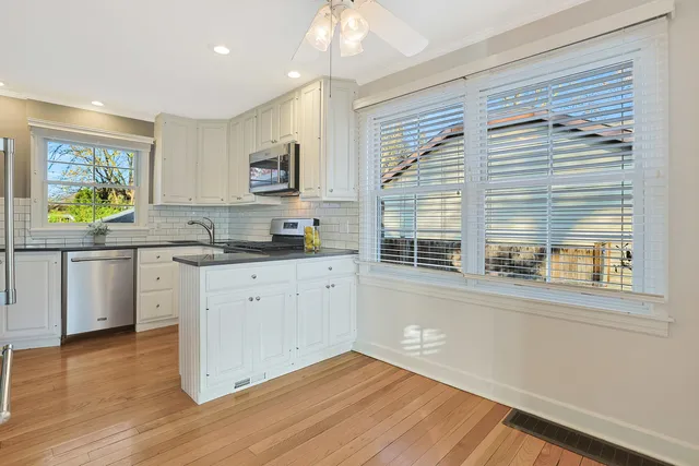 $429,000 | 120 South Rohlwing Road, Palatine, IL 60074