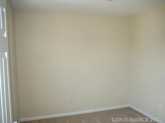 327 Harrison Street Charlotte, NC 28208 - Photo 7 of 7