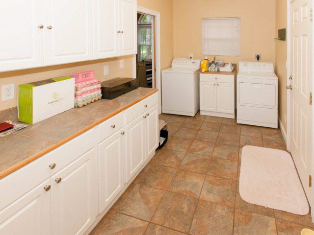 304 Bristol Way Foley, AL 36535 - Photo 30 of 45 Utility Room