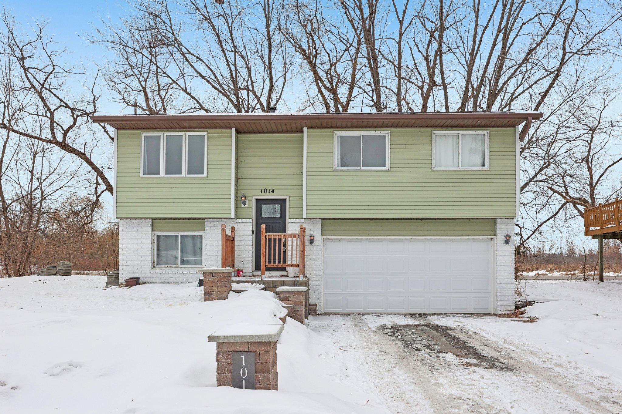 1014 10th Avenue Southwest Forest Lake, MN 55025 - Photo 4 of 50