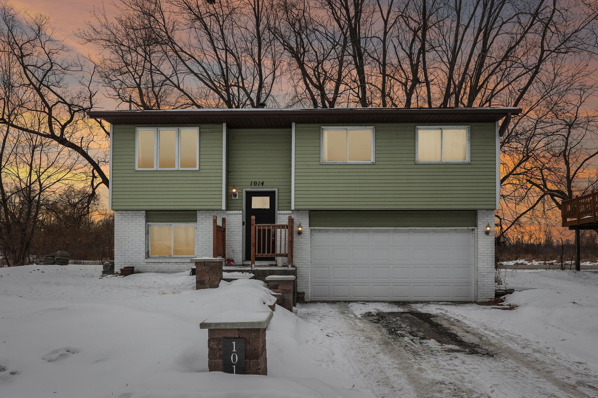 1014 10th Avenue Southwest Forest Lake, MN 55025 - Photo 5 of 50