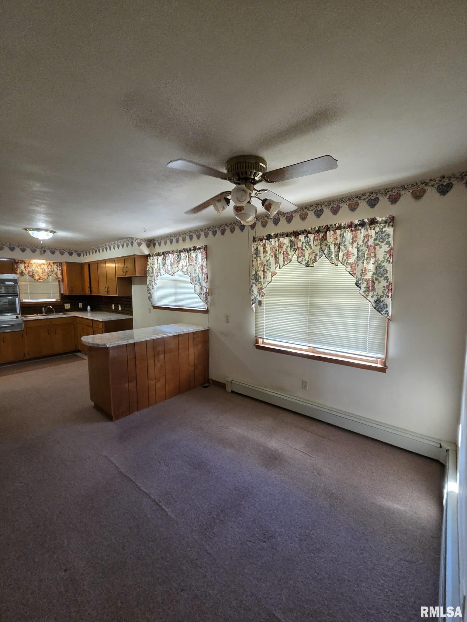 112 Marshall Court Clayton, IL 62324 - Photo 3 of 26