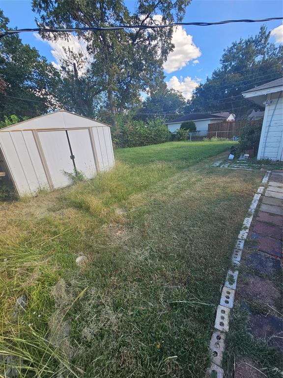 2506 Hillsboro Avenue Dallas, TX 75228 - Photo 15 of 18 a view of a backyard