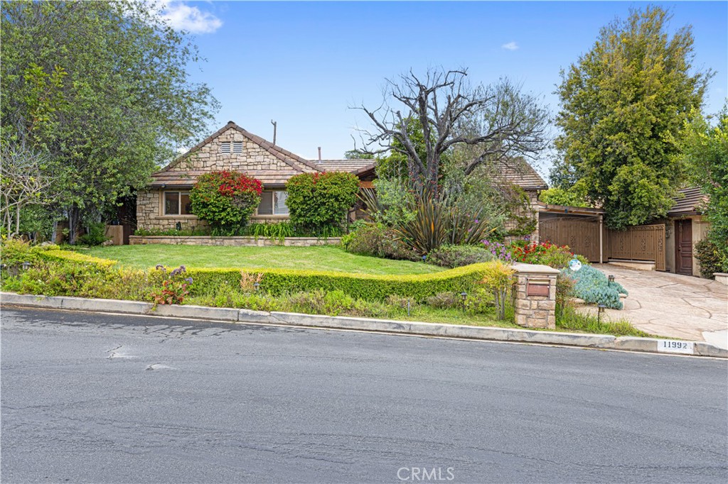 11992 Foxboro Drive Los Angeles, CA 90049 - Photo 1 of 26