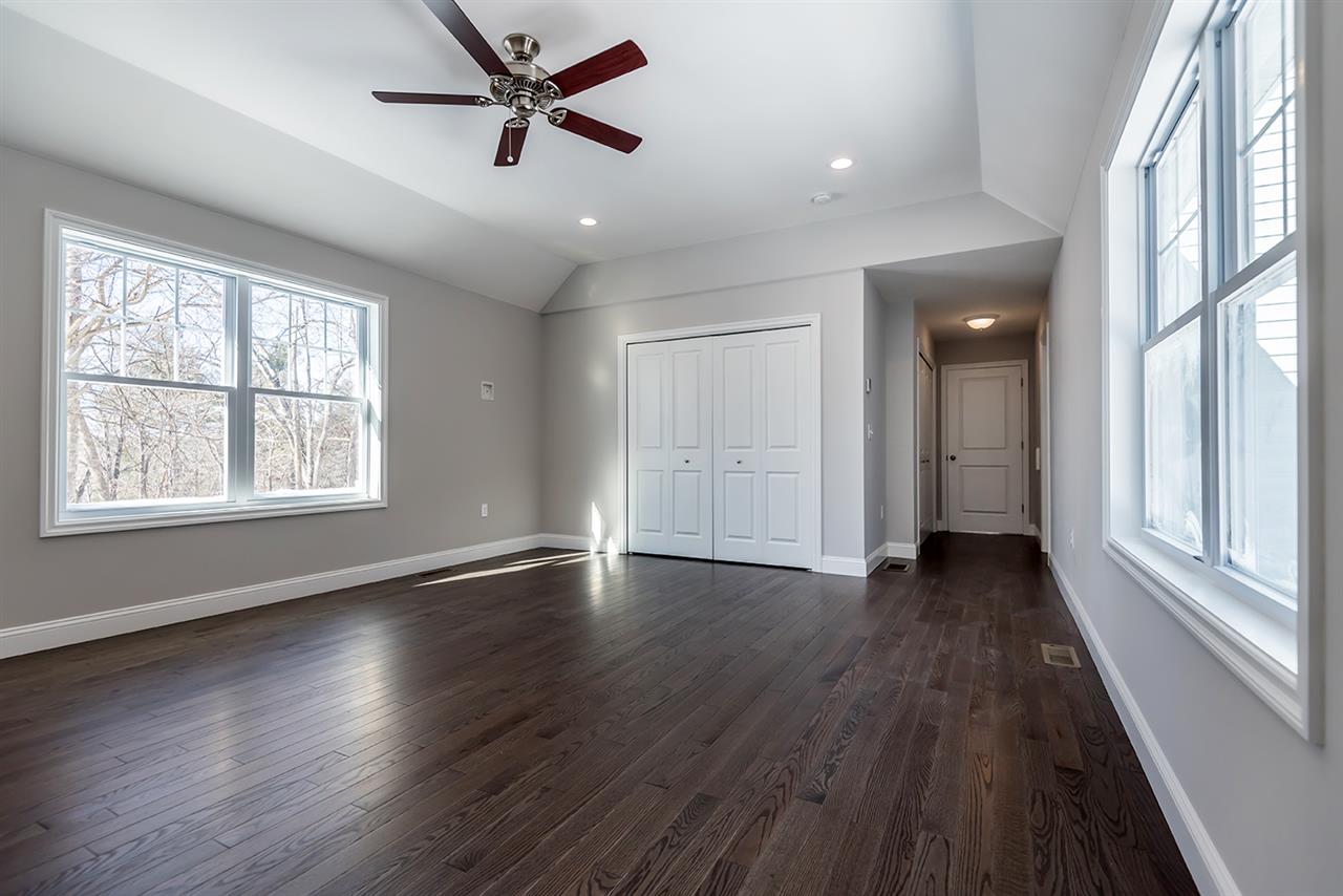 91 Brookdale Road Salem, NH 03079 - Photo 18 of 36