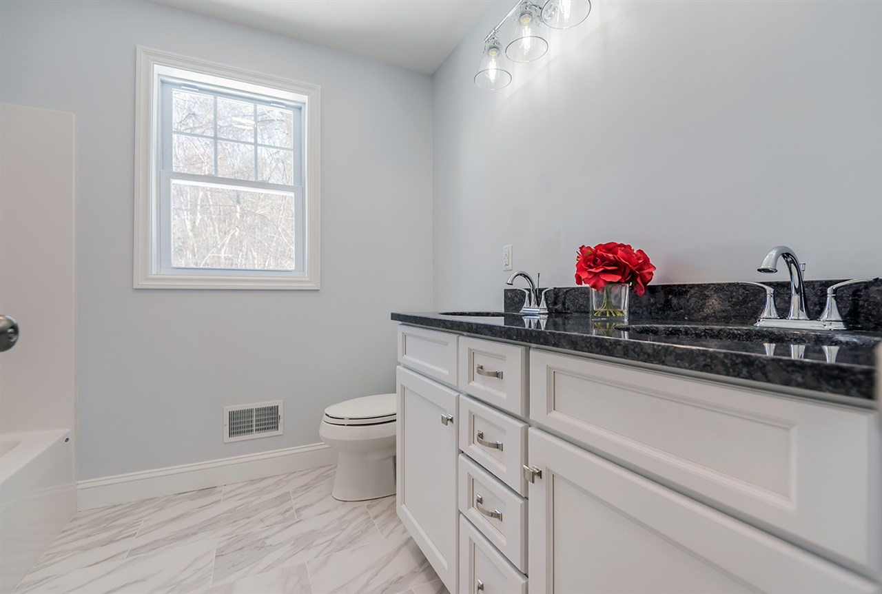 91 Brookdale Road Salem, NH 03079 - Photo 26 of 36