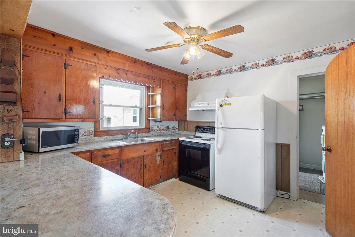 10547 Griffin Road Berlin, MD 21811 - Photo 12 of 49