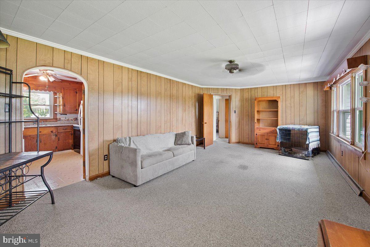 10547 Griffin Road Berlin, MD 21811 - Photo 5 of 49