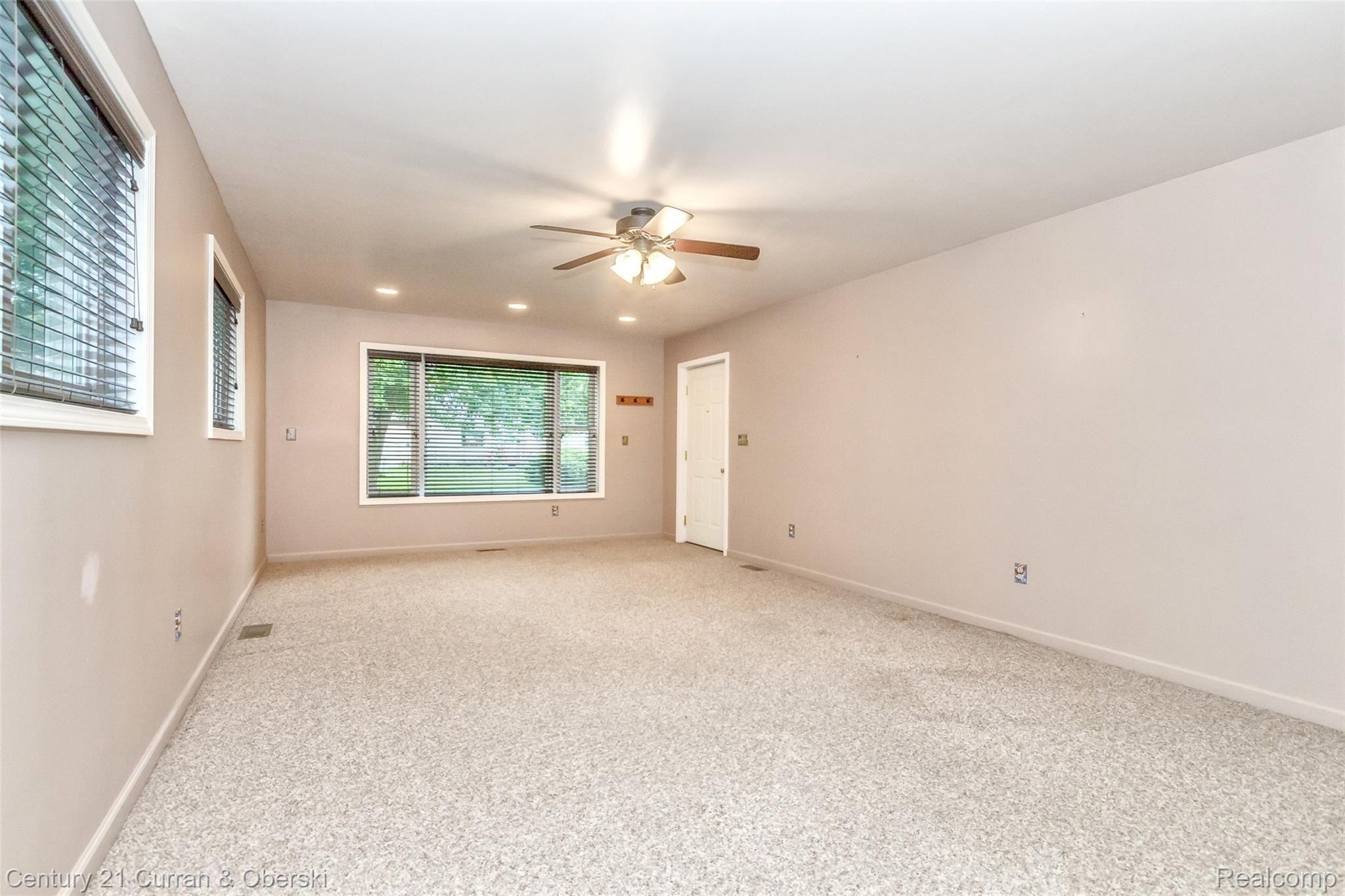7922 Harding Street Taylor, MI 48180 - Photo 16 of 39 16.jpg
