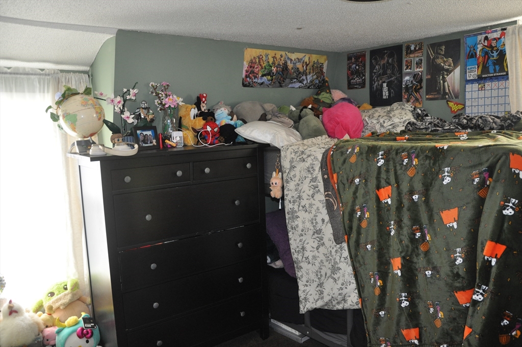 57 Crompton Street Acushnet, MA 02743 - Photo 18 of 21