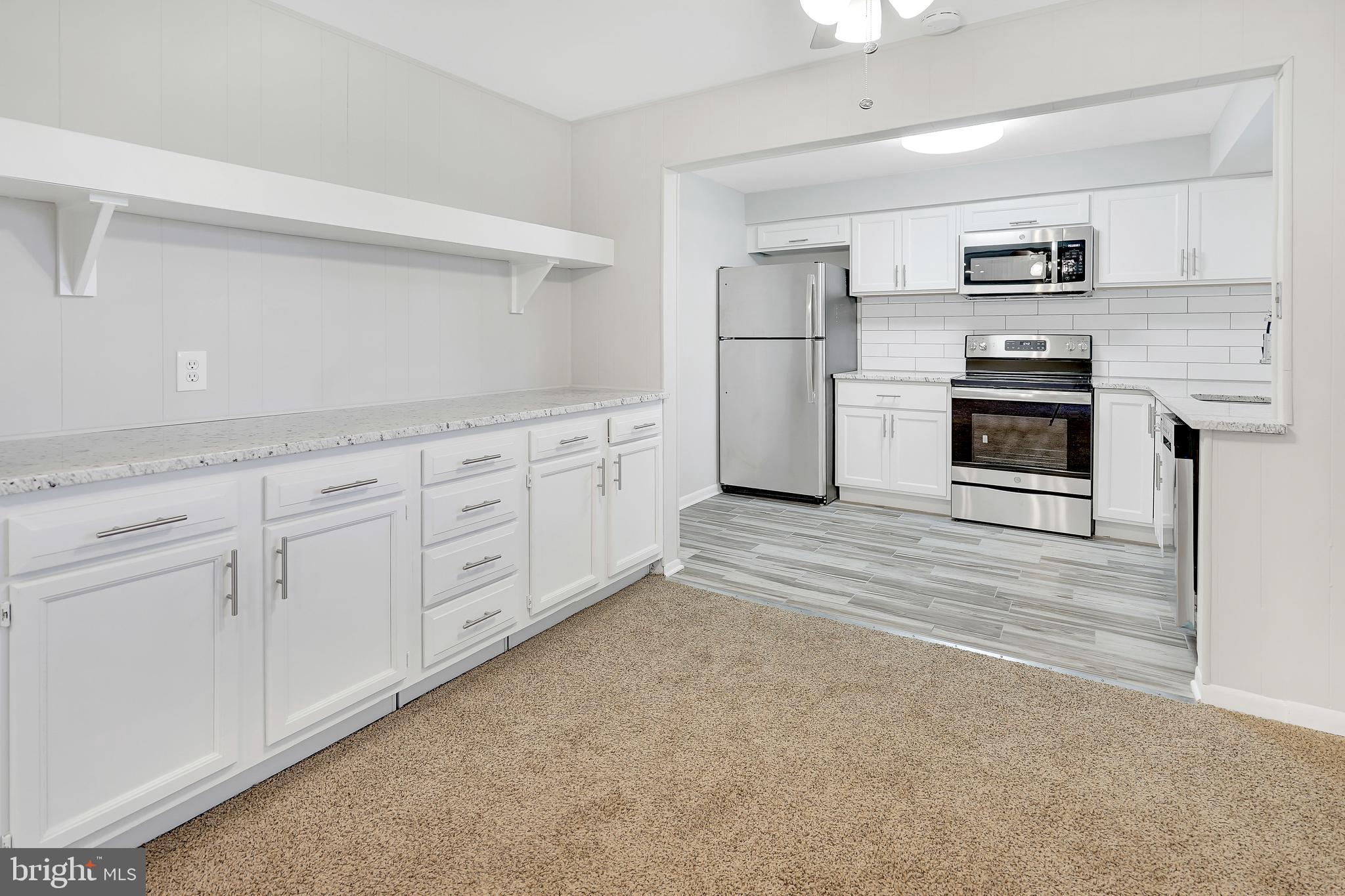 202 Warwick Road, Unit C Stratford, NJ 08084 - Photo 2 of 22 Gallery Image 2