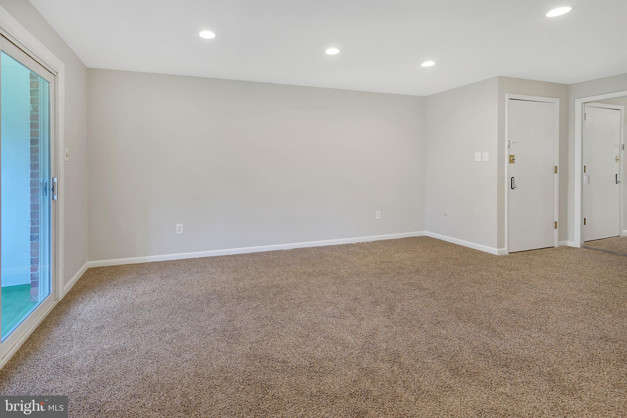 202 Warwick Road, Unit C Stratford, NJ 08084 - Photo 7 of 22 Gallery Image 7