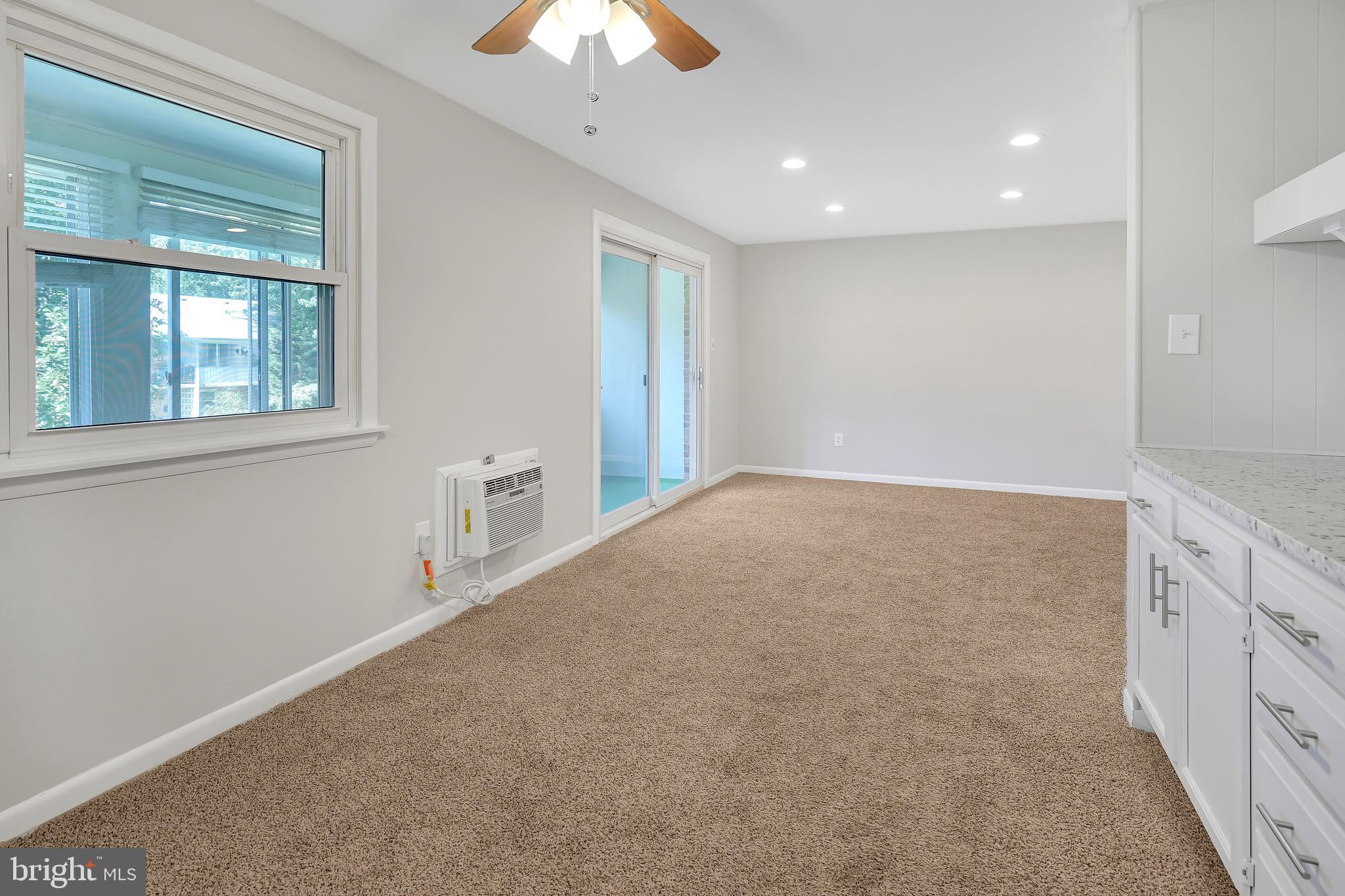 202 Warwick Road, Unit C Stratford, NJ 08084 - Photo 8 of 22 Gallery Image 8
