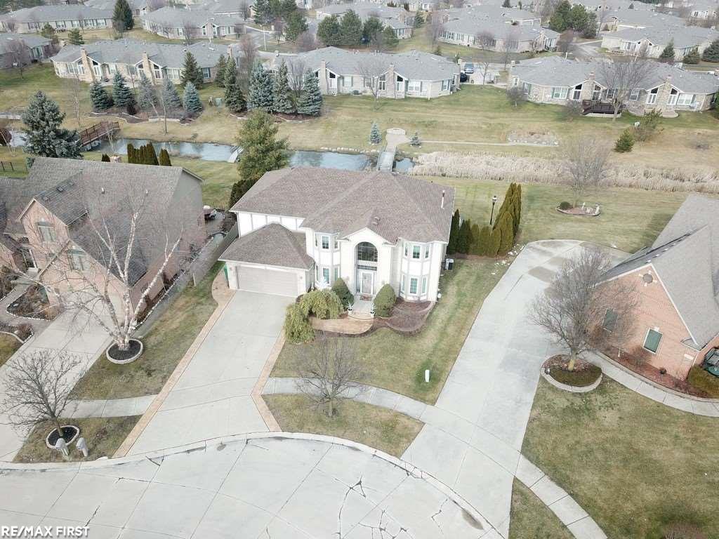18015 Rocco Drive Macomb, MI 48044 - Photo 48 of 50 50034392-47.JPG