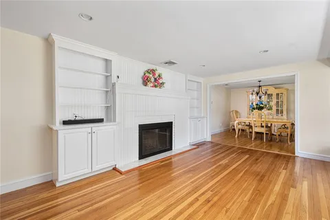 $925,000 | 20 Bullock Avenue, Barrington, RI 02806