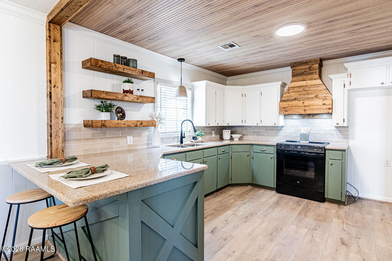 1017 Mason Road Arnaudville, LA 70512 - Photo 10 of 35 3-web-or-mls-4Y6A8233-HDR