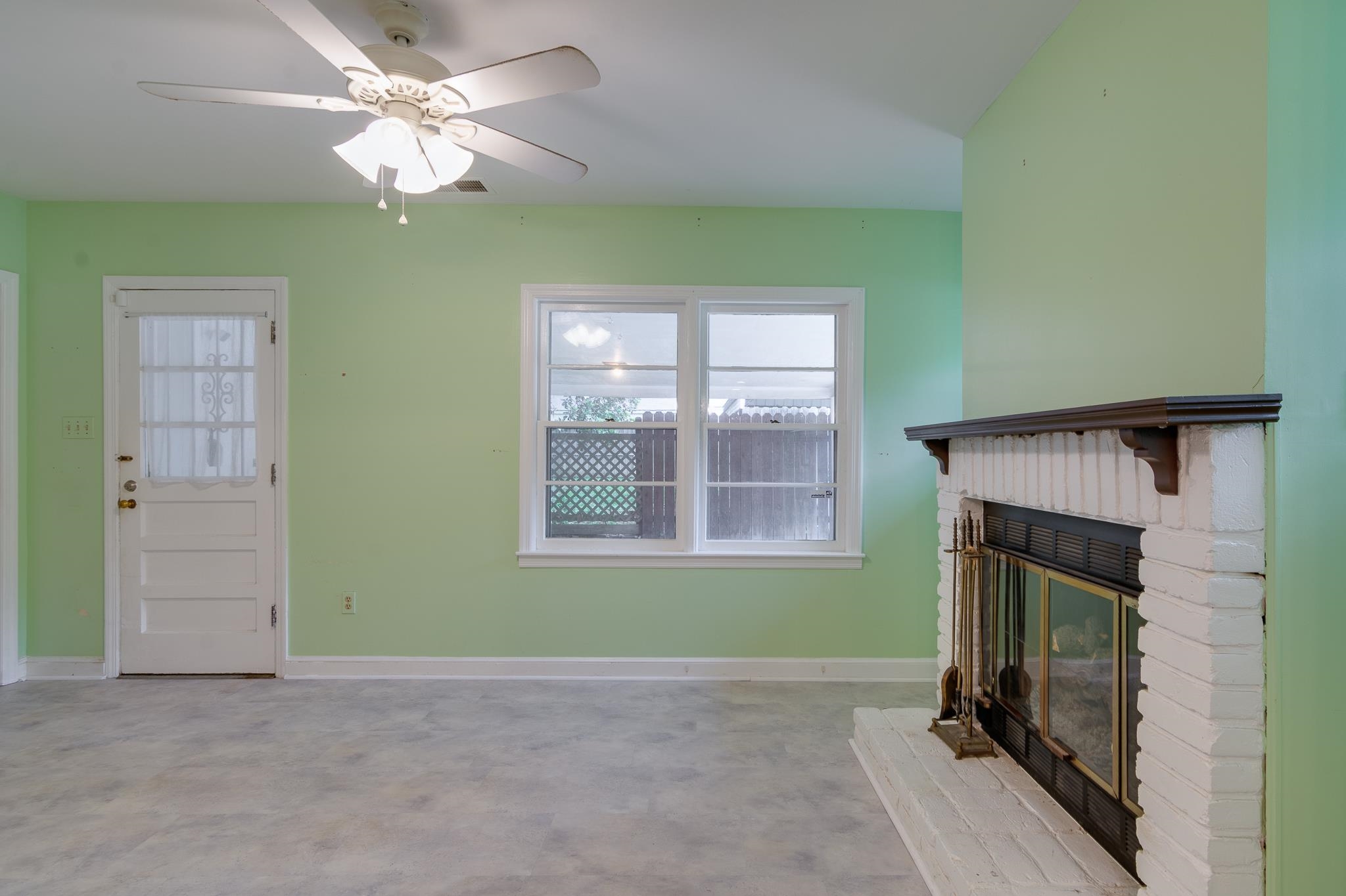 1134 Dearing Road Memphis, TN 38117 - Photo 9 of 30