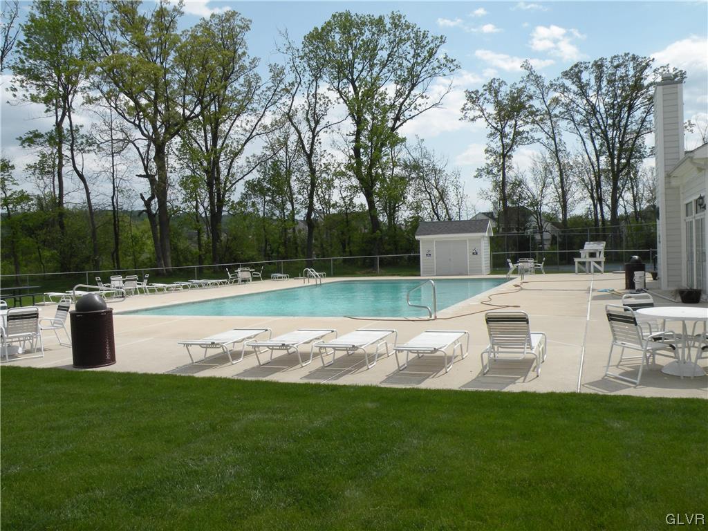433 Newlins Road East Easton, PA 18040 - Photo 3 of 3 Gallery Image 3