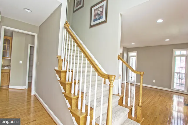$3,900 | 4083 Walnut Cove Circle, Fairfax, VA 22033