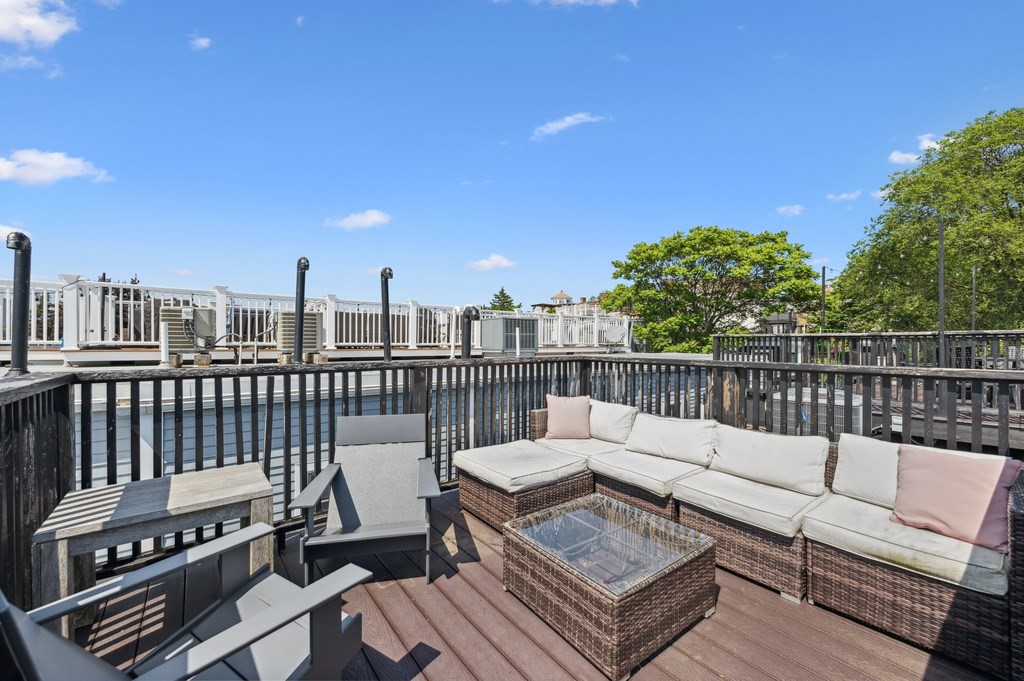 27 Mercer Street, Unit 1 Boston, MA 02127 - Photo 21 of 25