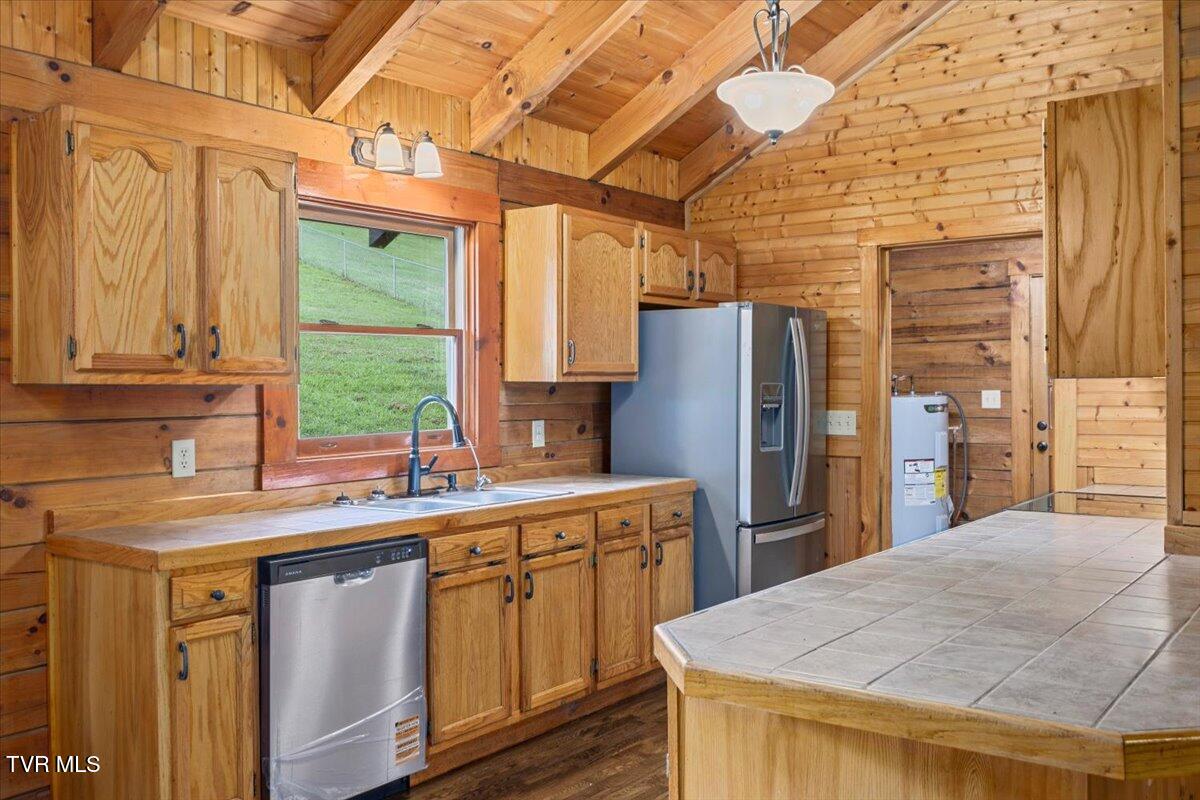 386 Judge Ben Allen Road Elizabethton, TN 37643 - Photo 17 of 33 21-128A2785