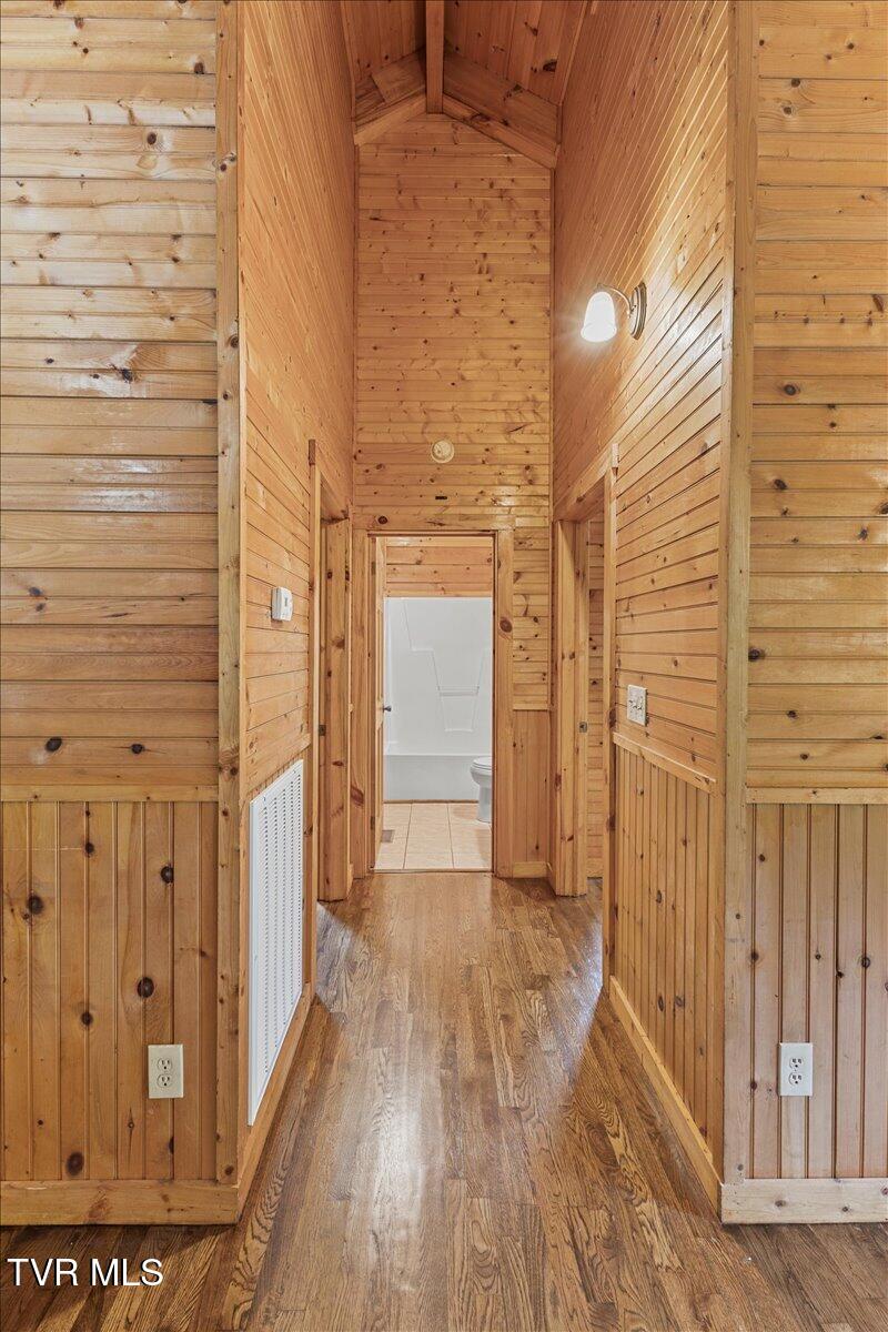 386 Judge Ben Allen Road Elizabethton, TN 37643 - Photo 26 of 33 09-128A2743
