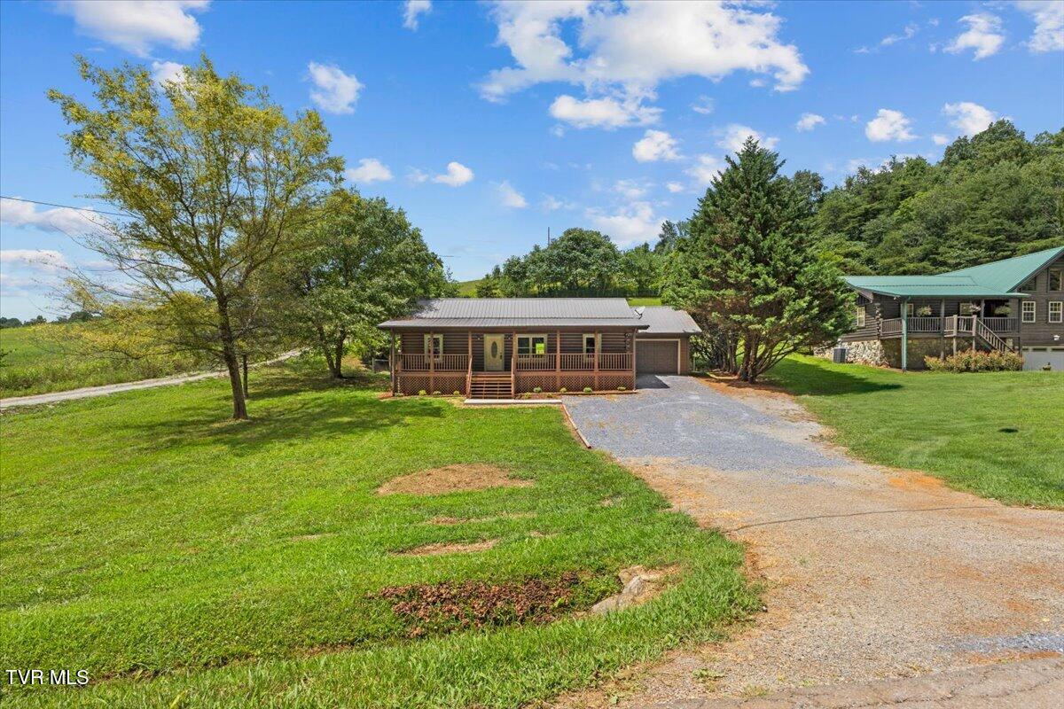 386 Judge Ben Allen Road Elizabethton, TN 37643 - Photo 5 of 33 03-128A2819