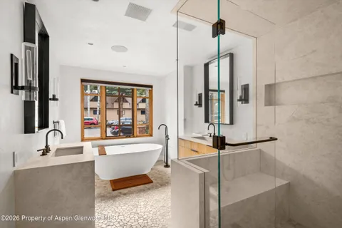 $24,950,000 | 830 East Durant Avenue, Aspen, CO 81611