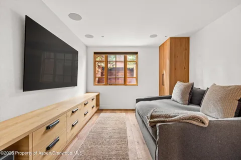 $24,950,000 | 830 East Durant Avenue, Aspen, CO 81611