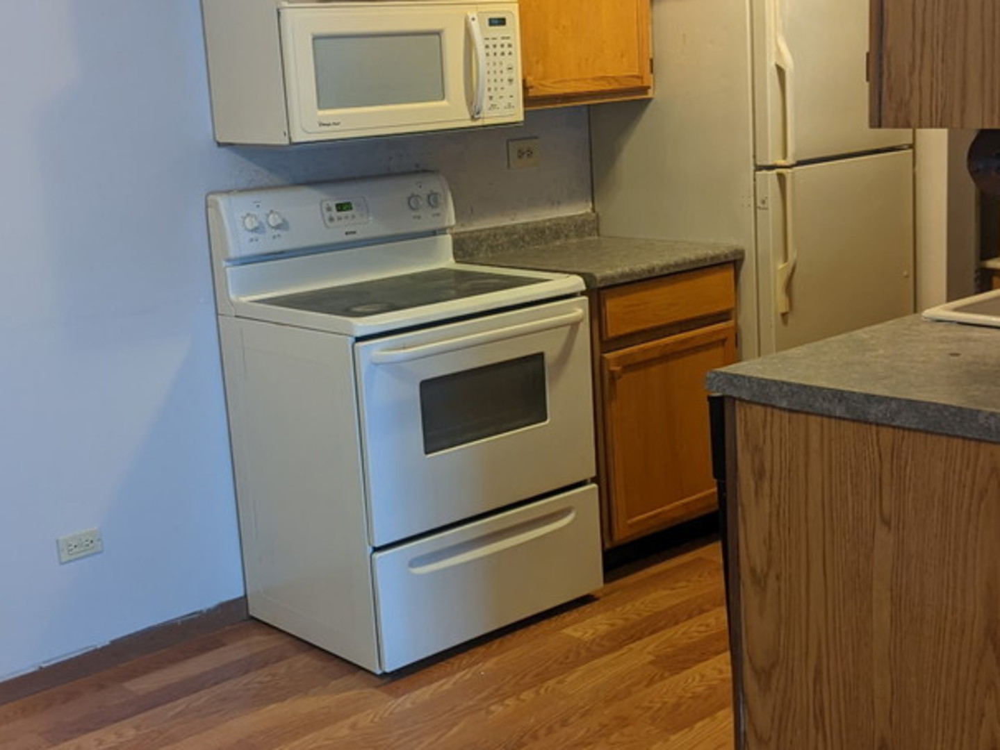 651 South Virginia Road, Unit 126 Crystal Lake, IL 60014 - Photo 4 of 11