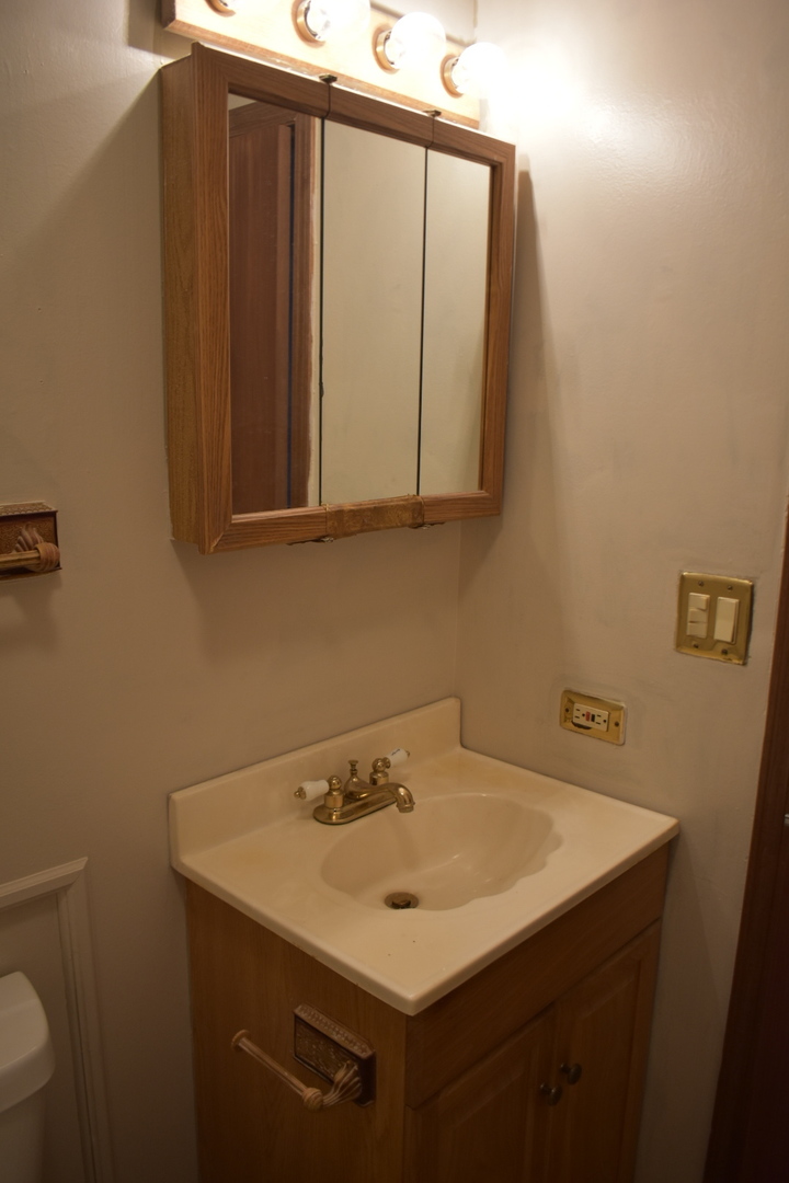 651 South Virginia Road, Unit 126 Crystal Lake, IL 60014 - Photo 7 of 11