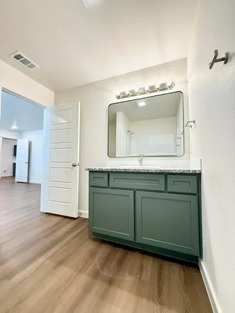 $1,700 | 2130 Langford Avenue, Lubbock, TX 79407