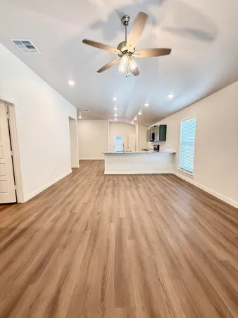 $1,700 | 2130 Langford Avenue, Lubbock, TX 79407