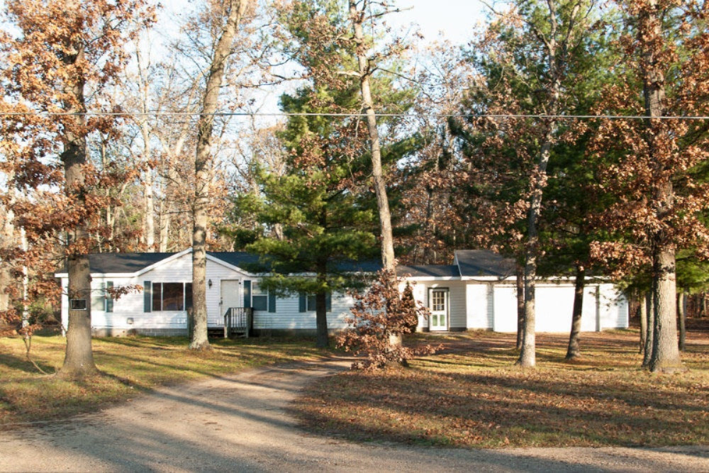 21980 Jefferson Road Morley, MI 49336 - Photo 2 of 27 IMGP0003