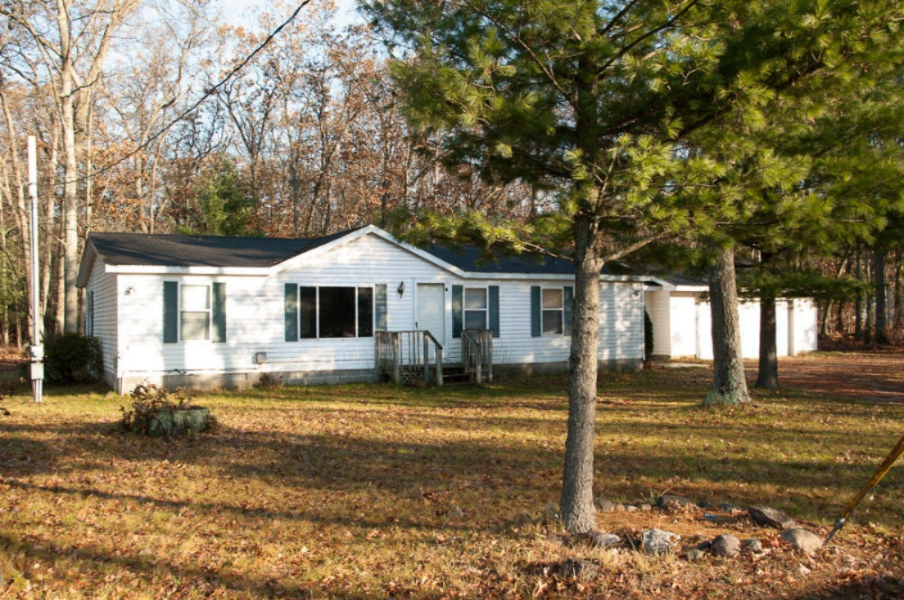 21980 Jefferson Road Morley, MI 49336 - Photo 4 of 27 IMGP0006
