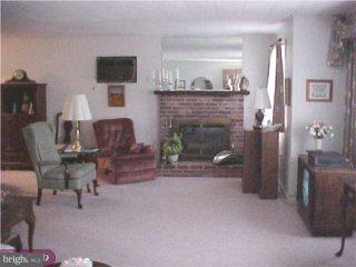 442 Manor Road Hatboro, PA 19040 - Photo 3 of 3 Gallery Image 3