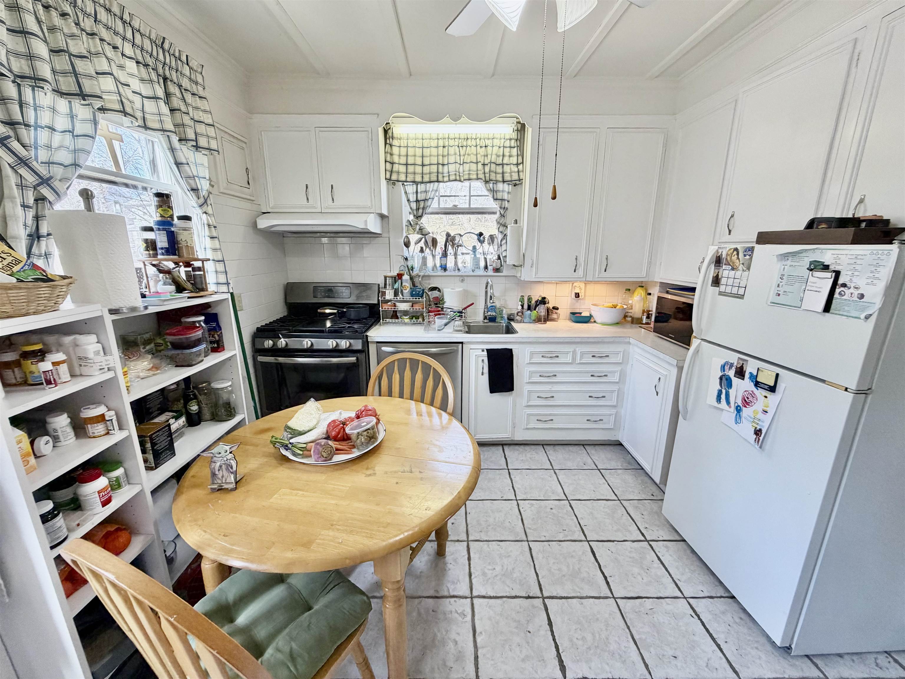 46 Hough Street Dover, NH 03820 - Photo 8 of 47