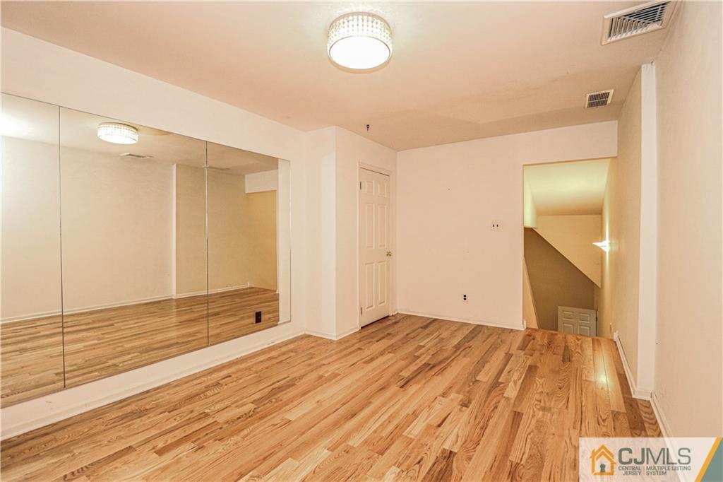 4 Southfield Road Edison, NJ 08820 - Photo 31 of 46 a view of room