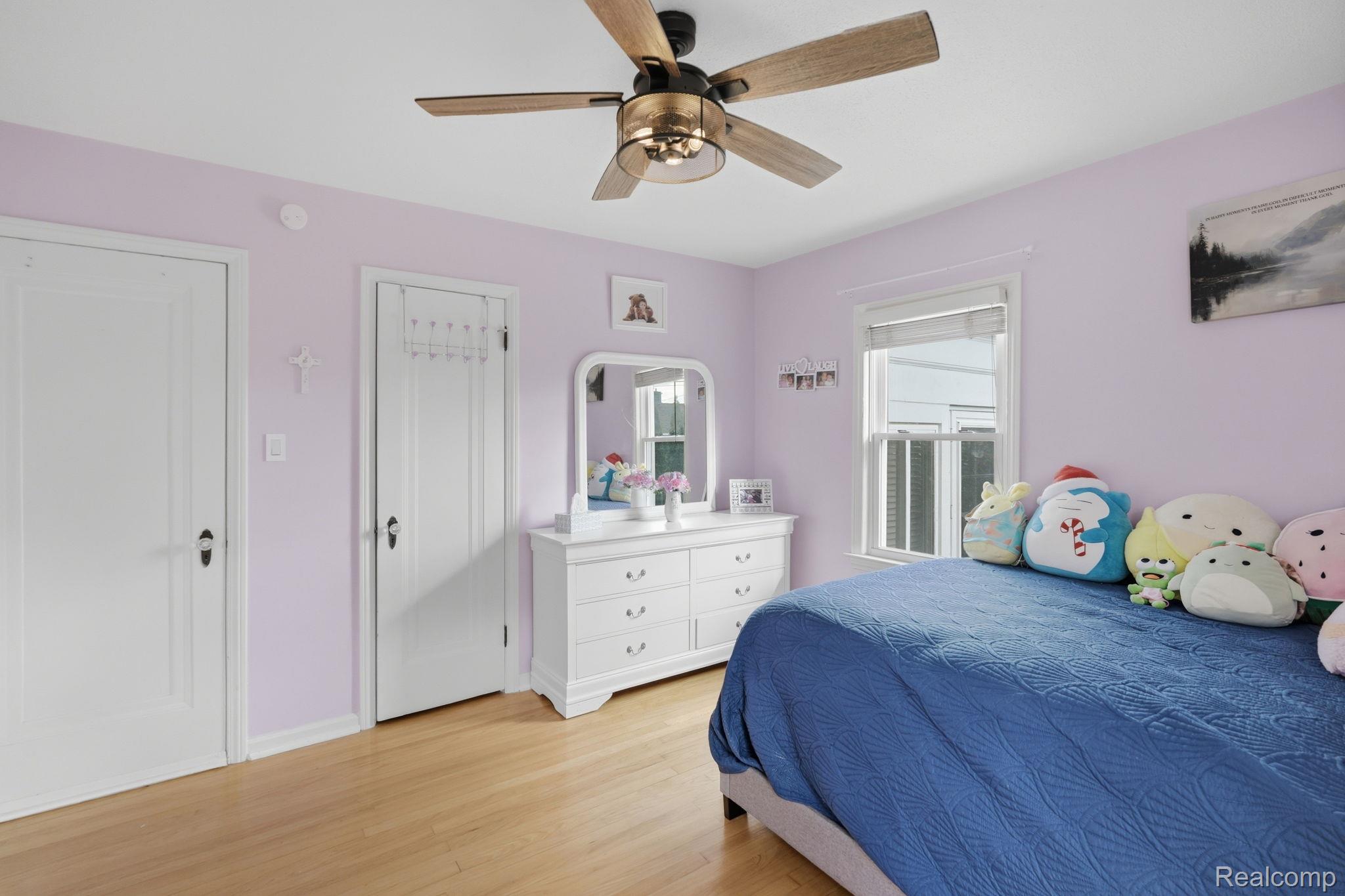 1857 Roslyn Road Grosse Pointe, MI 48236 - Photo 17 of 38