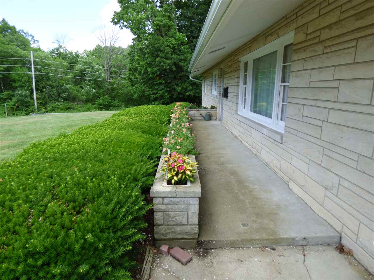 3625 West Arlington Road Bloomington, IN 47404 - Photo 2 of 31