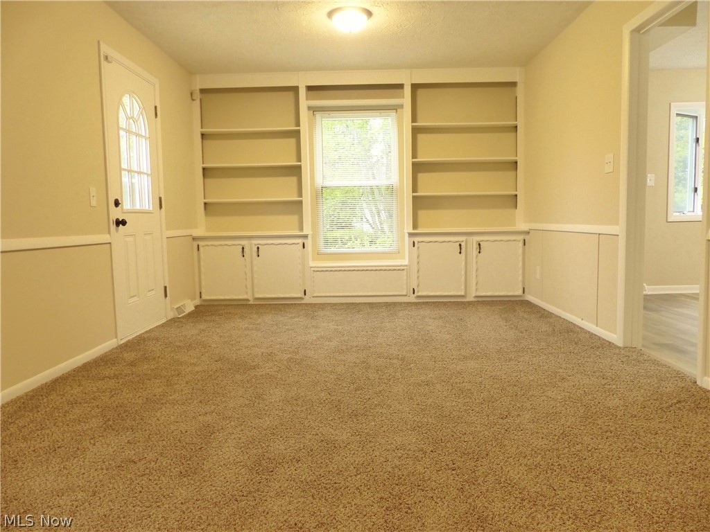 12317 Bean Road Chardon, OH 44024 - Photo 12 of 35