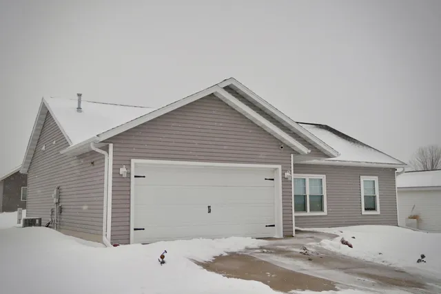 $285,000 | 4204 Garden Court Southeast, Rochester, MN 55904