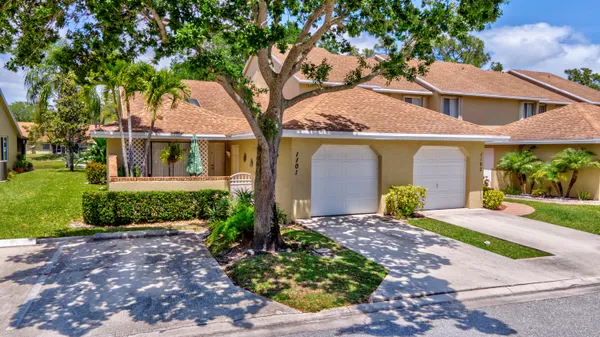 $320,000 | 1101 Maplewood Drive, Greenacres, FL 33415