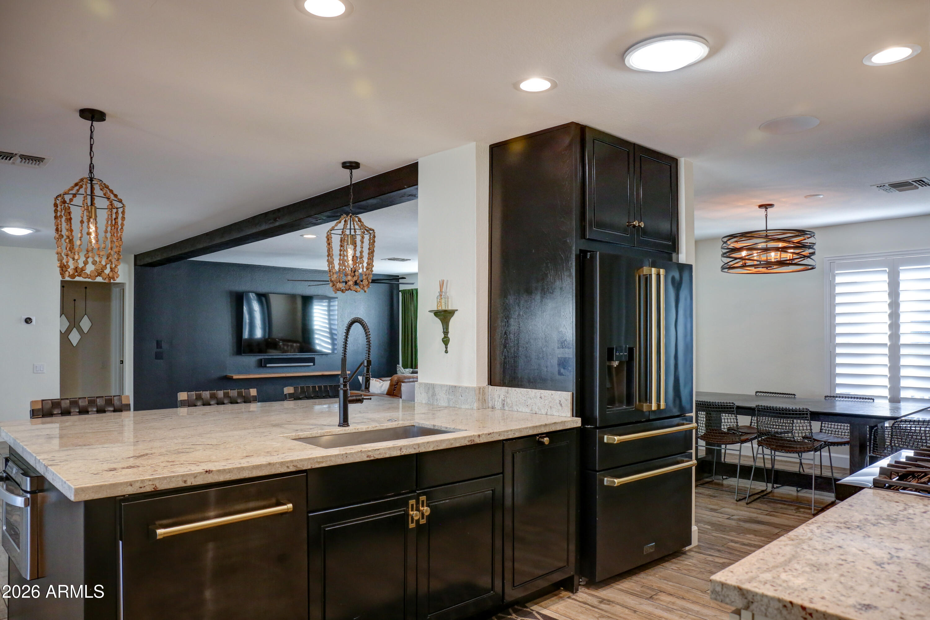 2016 East State Avenue Phoenix, AZ 85020 - Photo 18 of 56 5D3A1013_4_5