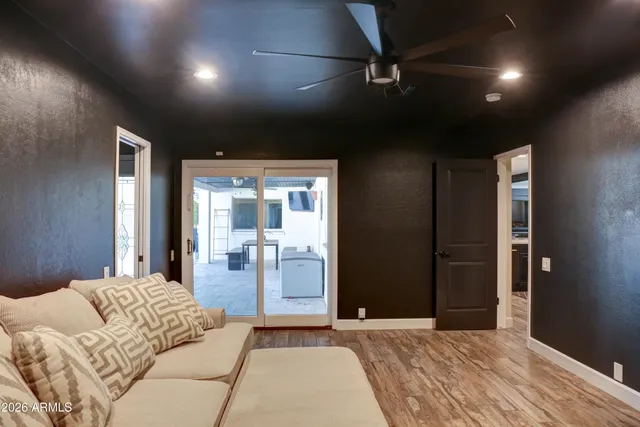 $8,000 | 2016 East State Avenue, Phoenix, AZ 85020