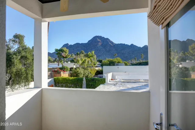 $8,000 | 2016 East State Avenue, Phoenix, AZ 85020